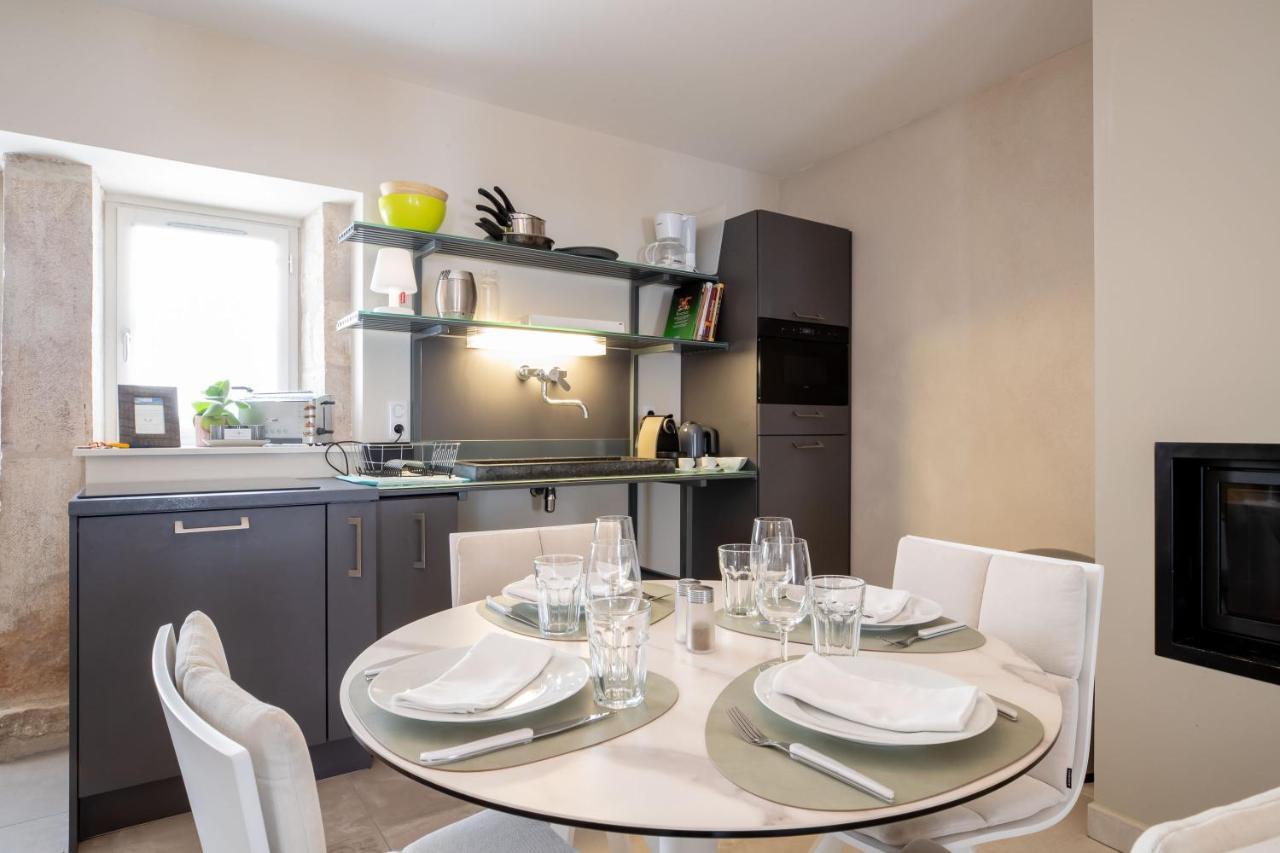 Les Demeures Du Tonnelier, Maison Cote Jardin Holiday home *